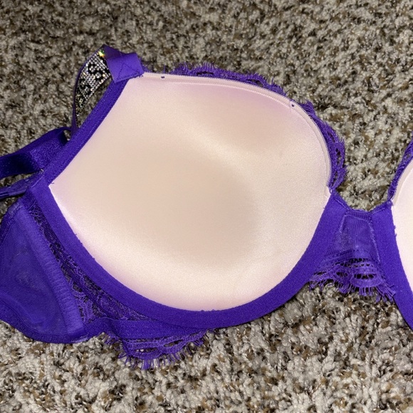 Purple Lace Victoria’s Secret Bra 36D - Picture 5 of 6